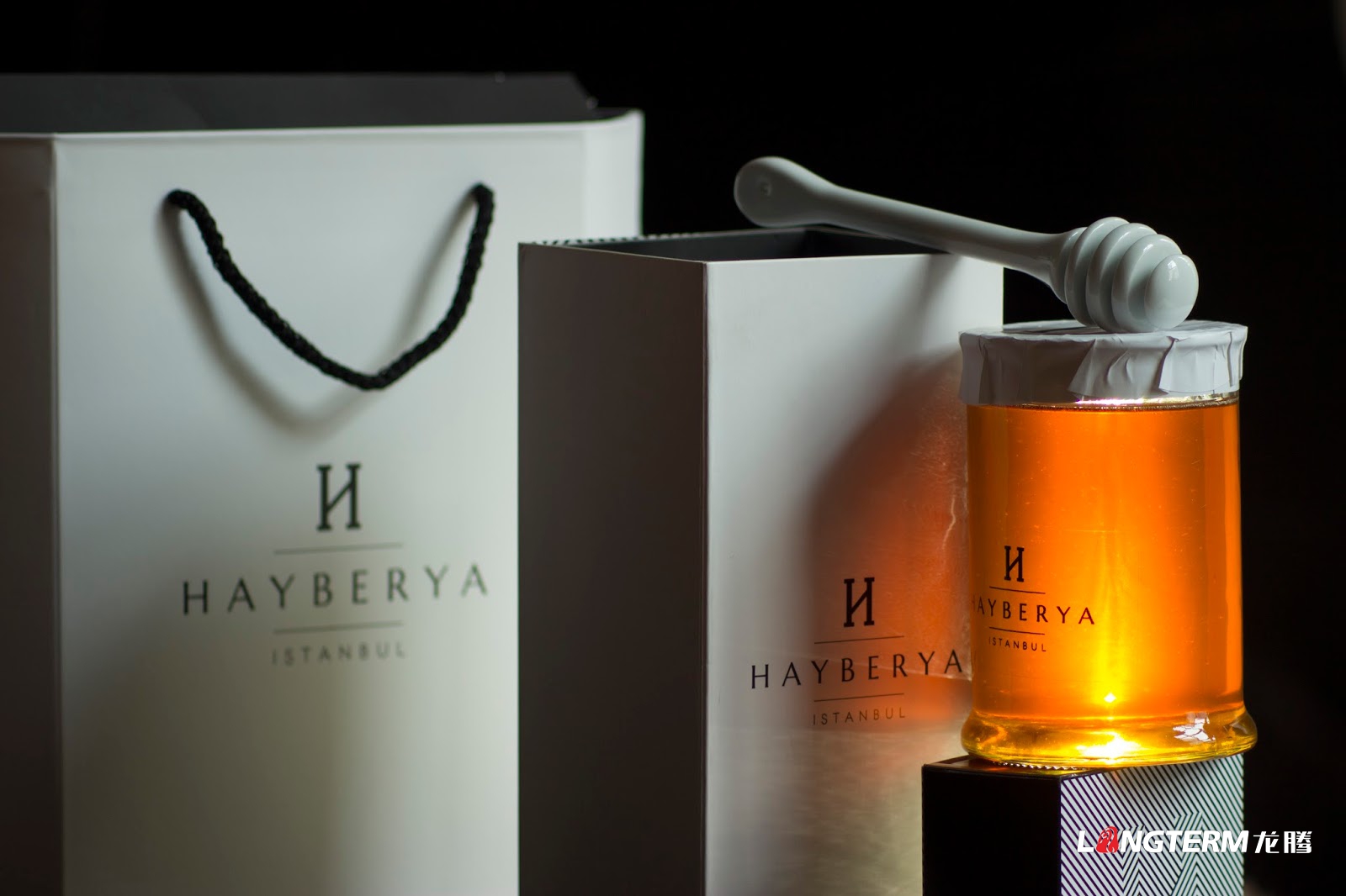 成都蜂蜜包装设计公司|阿坝理县九寨沟土蜂蜜高原百花蜜高端包装礼品盒创意包装设计欣赏 成都蜂蜜包装设计公司|阿坝理县九寨沟土蜂蜜高原百花蜜高端包装礼品盒创意包装设计欣赏