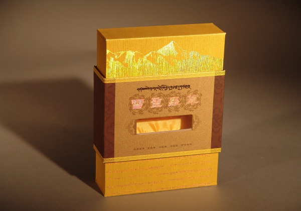 雪灵虫草礼盒包装设计